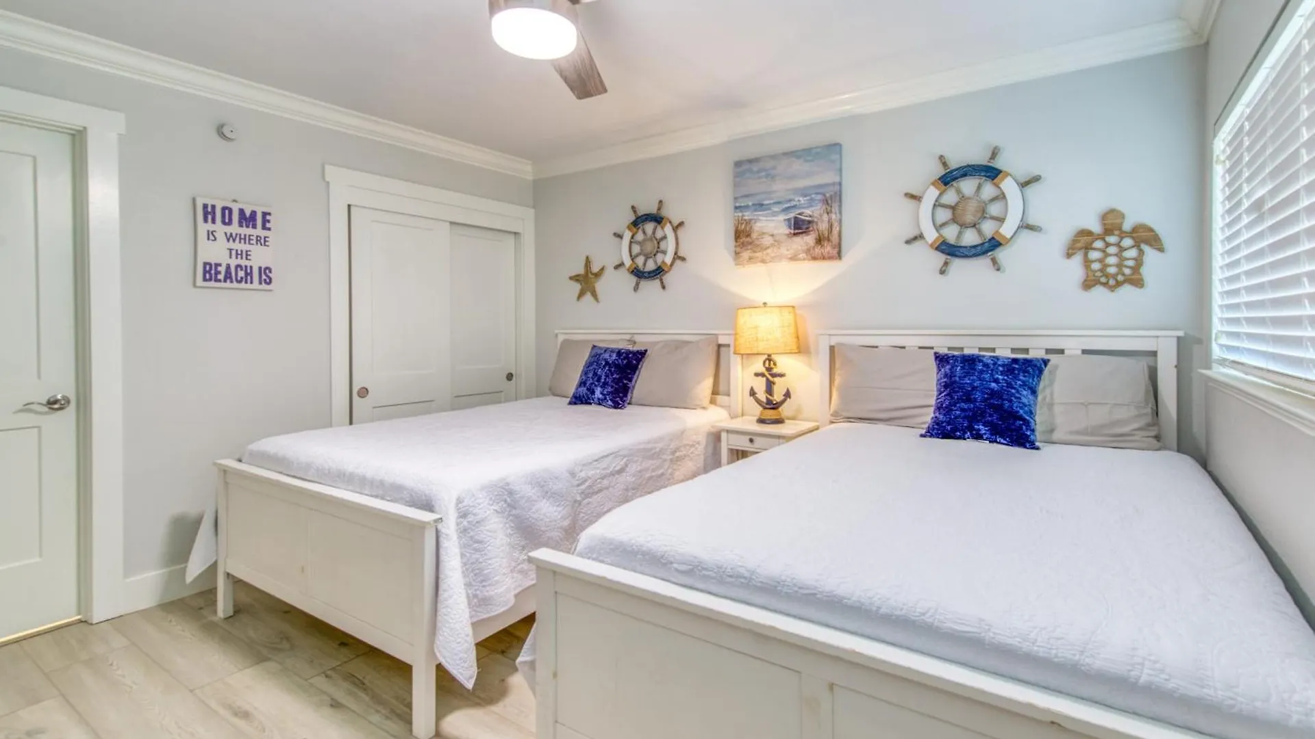 Apartment Beach House Condominiums C603 - Beachfront With Pool, Wifi, & Beach Service Destin