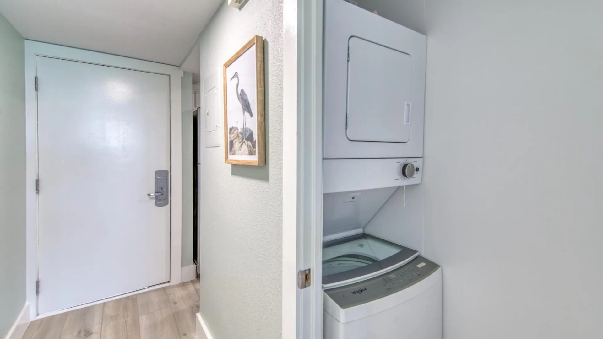 Beach House Condominiums C603 - Beachfront With Pool, Wifi, & Beach Service Destin United States