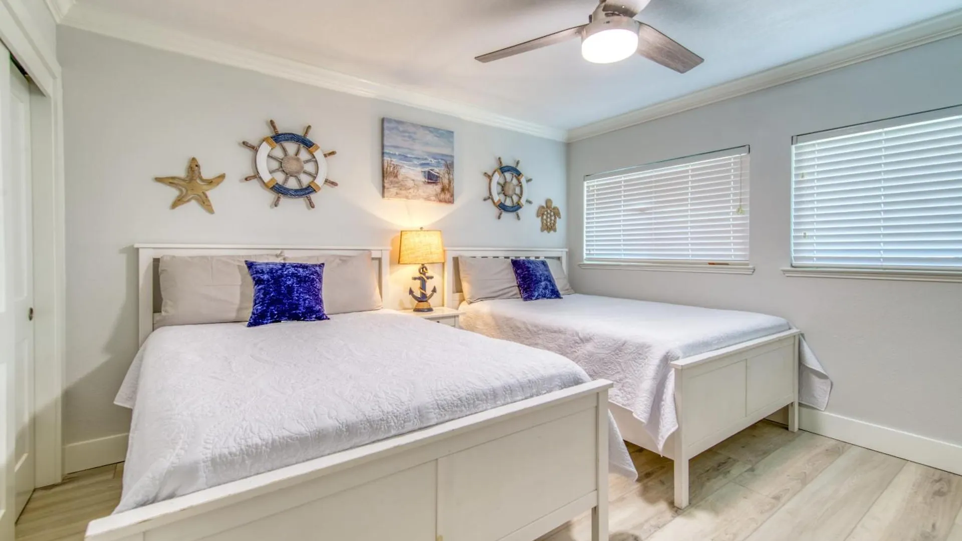 Beach House Condominiums C603 - Beachfront With Pool, Wifi, & Beach Service Destin