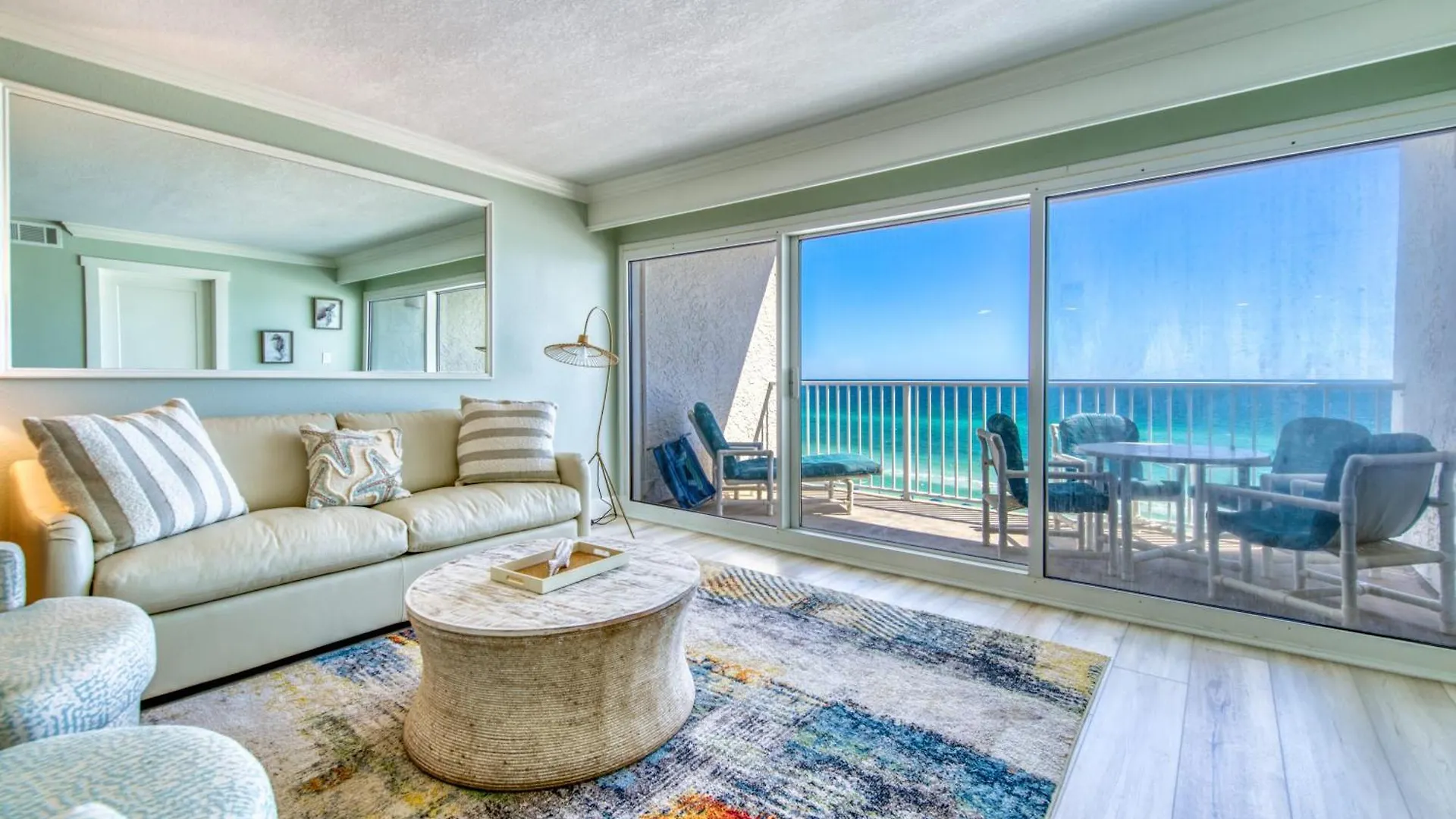 Apartment Beach House Condominiums C603 - Beachfront With Pool, Wifi, & Beach Service Destin