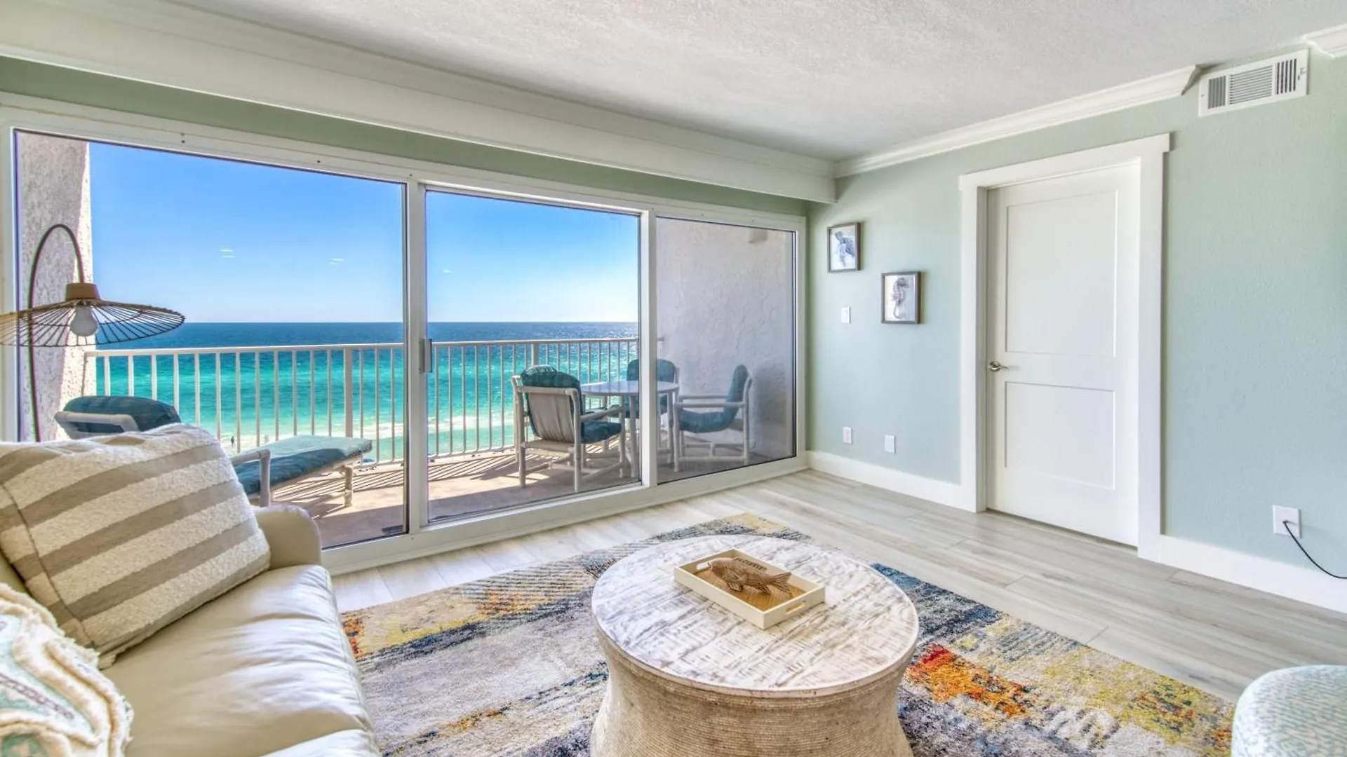 Beach House Condominiums C603 - Beachfront With Pool, Wifi, & Beach Service Destin 0*,