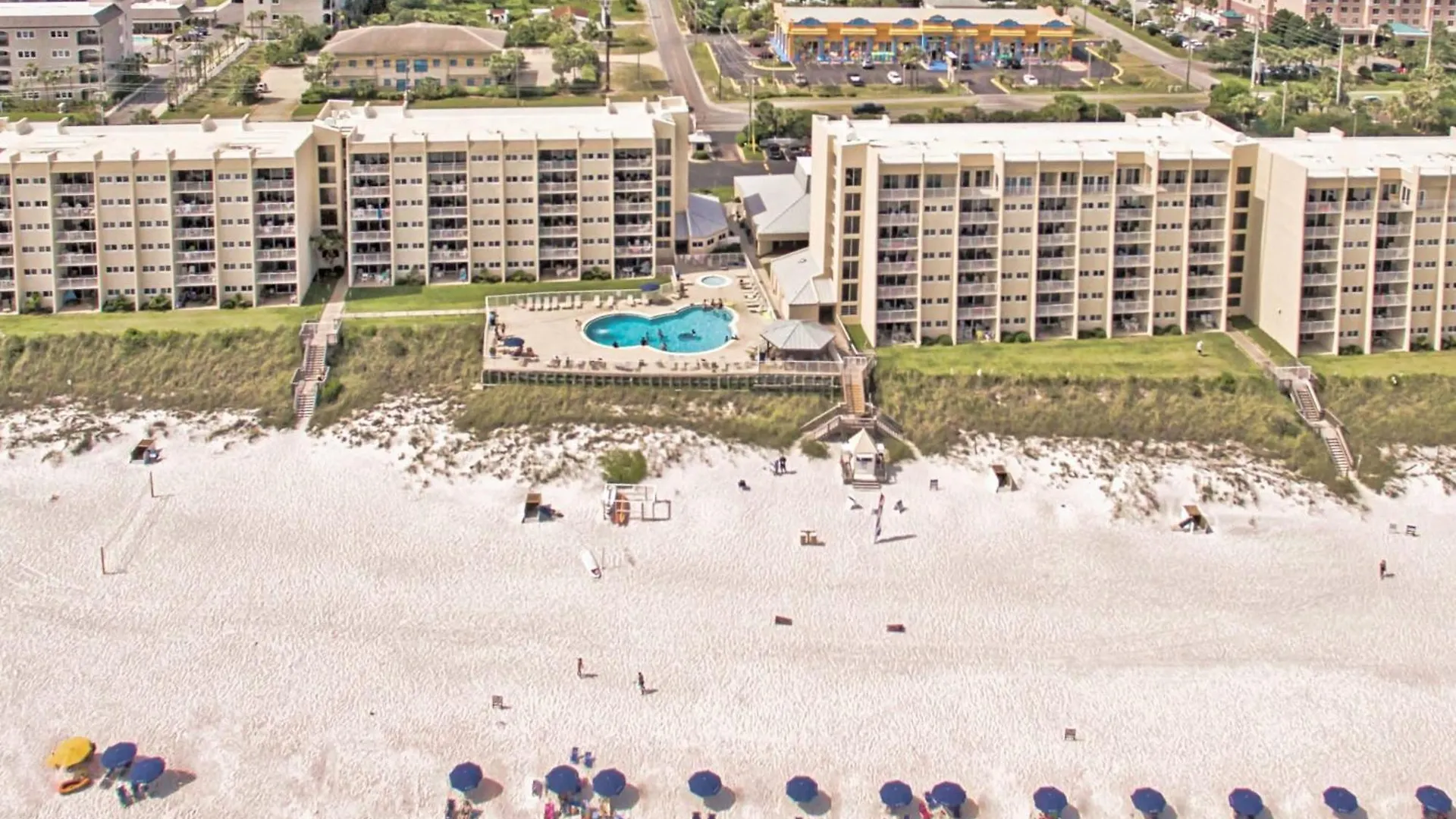 Beach House Condominiums C603 - Beachfront With Pool, Wifi, & Beach Service Destin Apartment
